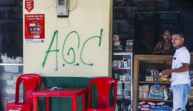 Defensoría del Pueblo alerta por control armado del Clan del Golfo y El Mesa en seis municipios del Oriente antioqueño